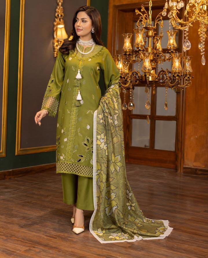 SHE-EDGE UNSTITCHED PREMIUM DHANAK EMBROIDERED 3PC WITH SOFT PASHMINA WOOL SHAWL