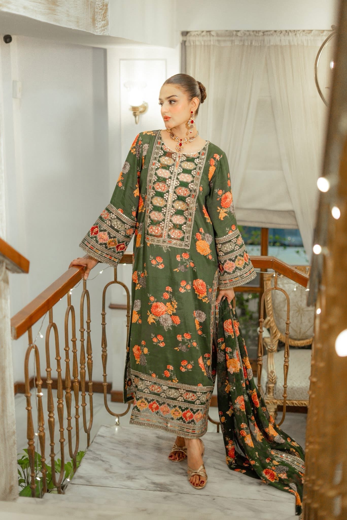 ANEELA’S UNSTITCHED SHAMOOZ SILK 3PC WITH READY TO WEAR SILK DUPATTA