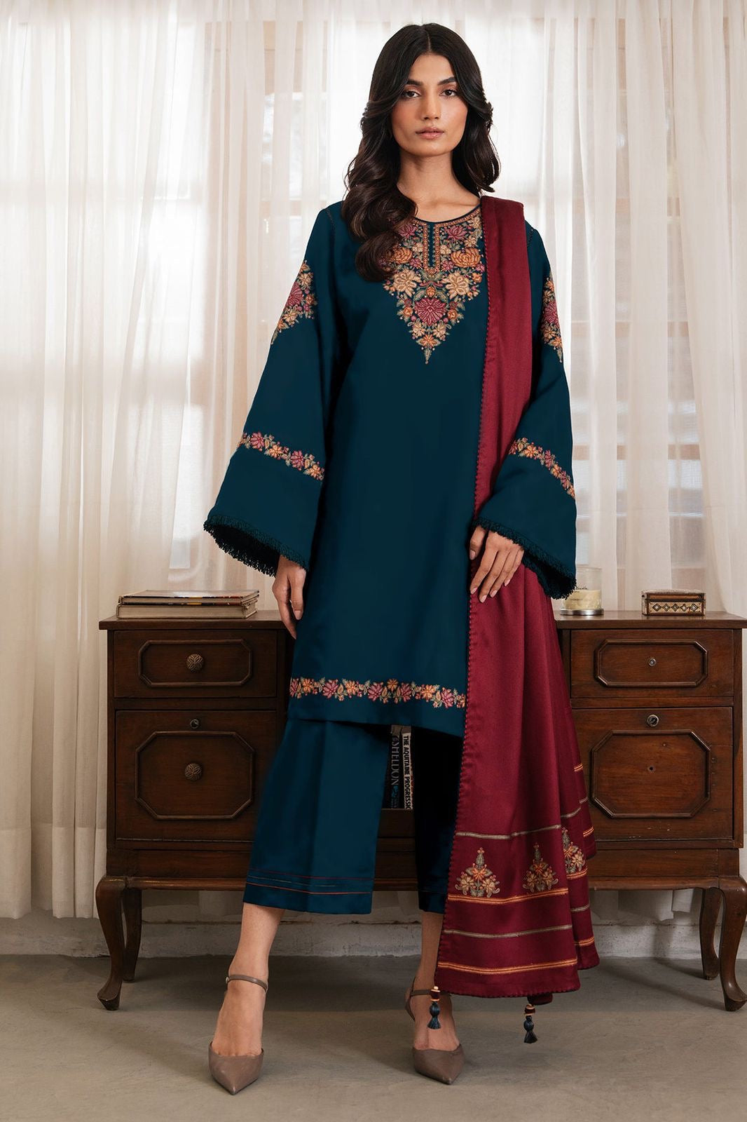JAZMIN WINTER DHANAK UNSTITCHED 3PC WITH EMBROIDERED DHANAK SHAWL