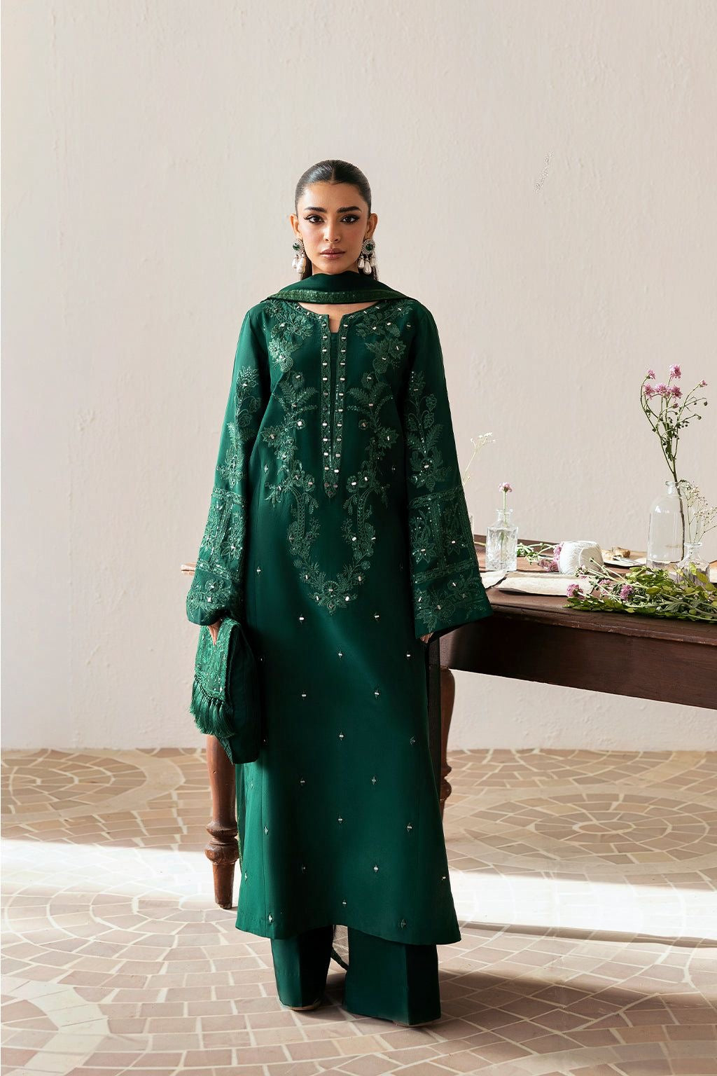 VANYA UNSTITCHED DHANAK EMBROIDERED 3PC WITH SHEESHA WORK EMBROIDERED SHAWL