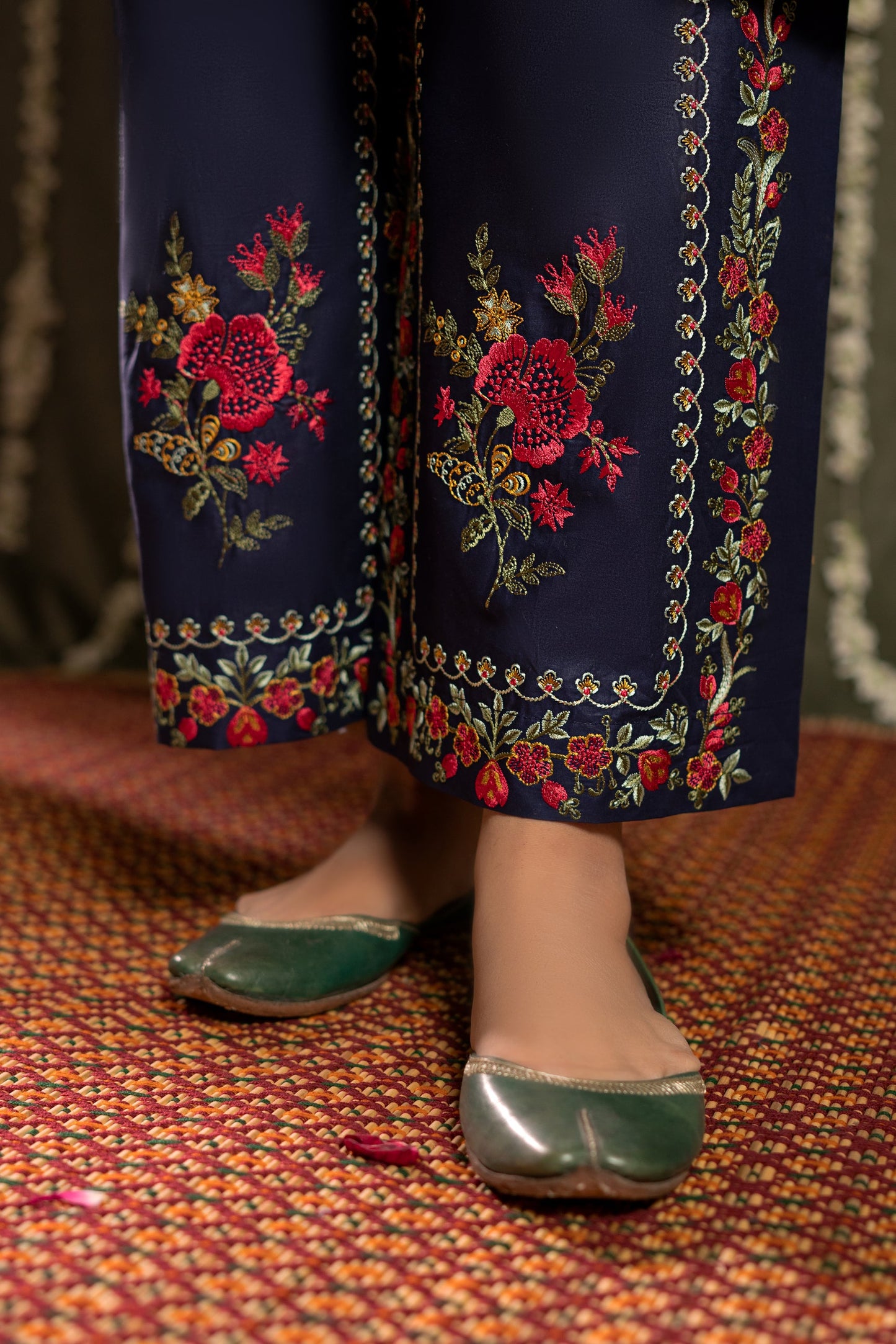 URGE Unstitched Dhanak 2PC With Dhanak Embroidered Trouser
