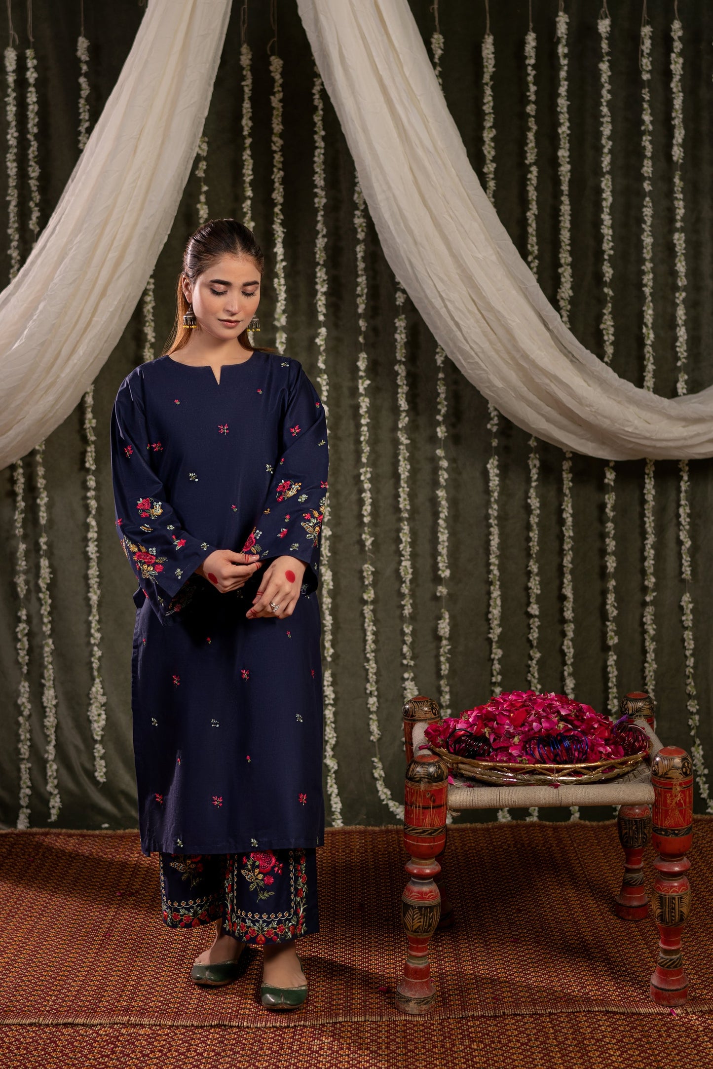 URGE Unstitched Dhanak 2PC With Dhanak Embroidered Trouser