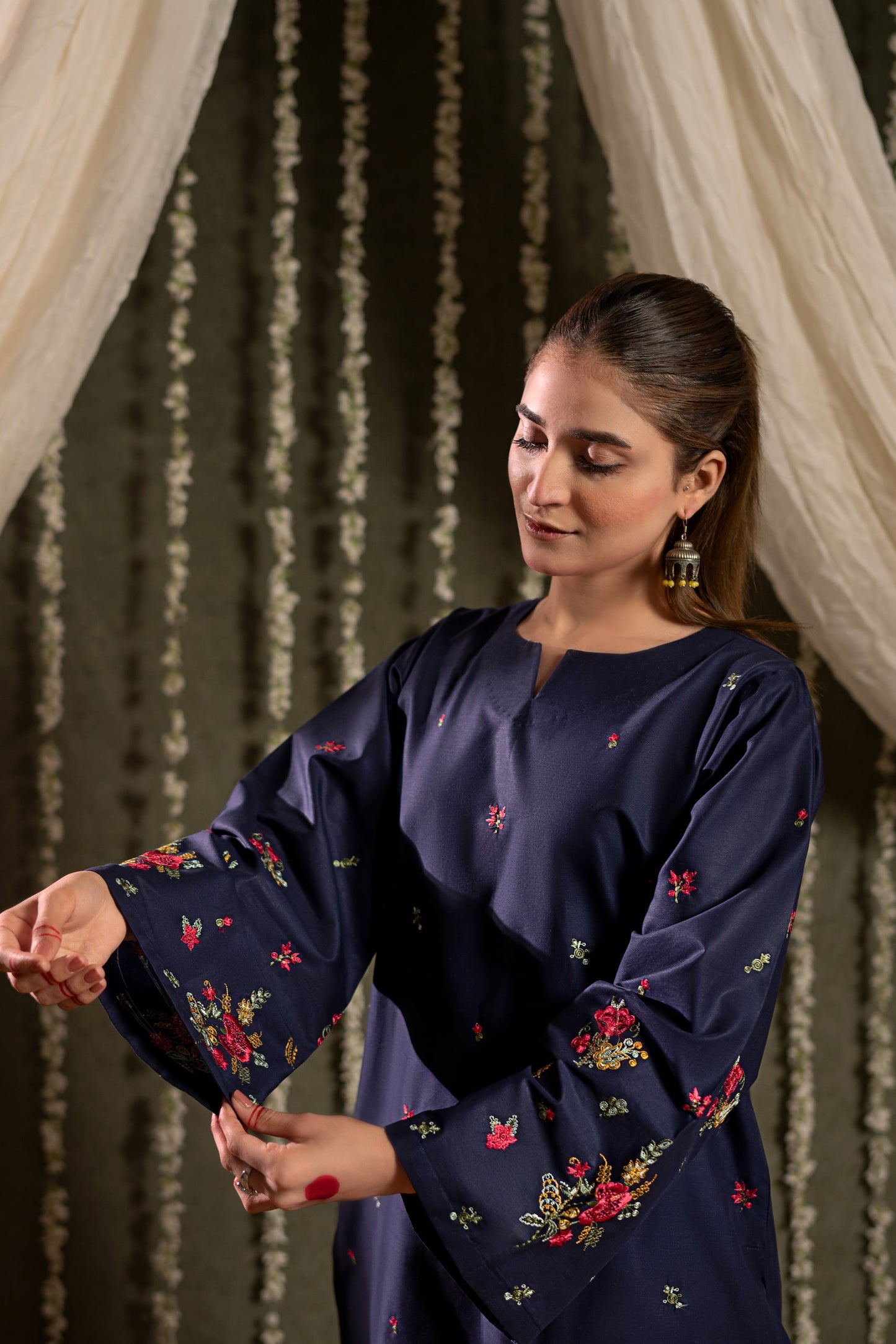 URGE Unstitched Dhanak 2PC With Dhanak Embroidered Trouser
