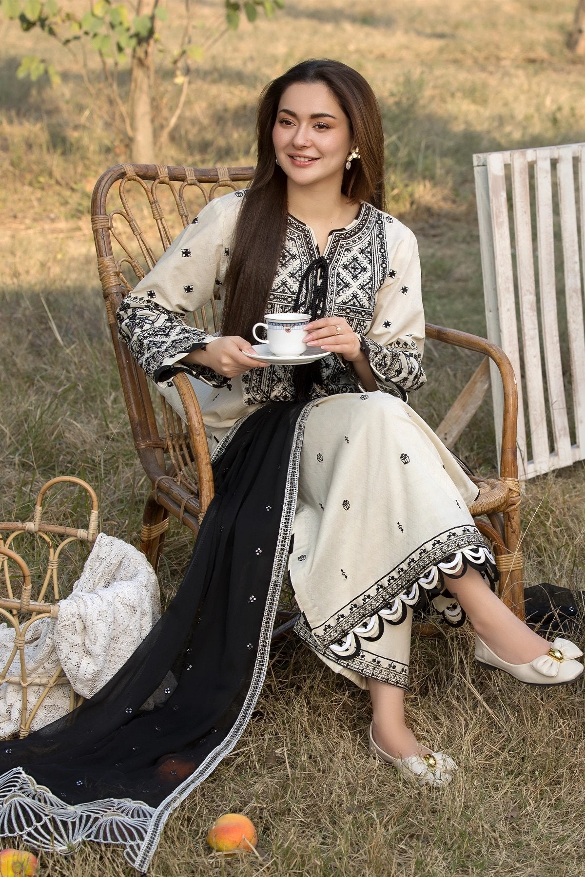 Zara Shah Jahan - 3PC Unstitched Dhanak Embroidered Shirt with Embroidered Dhanak Shawl and Plain Trouser