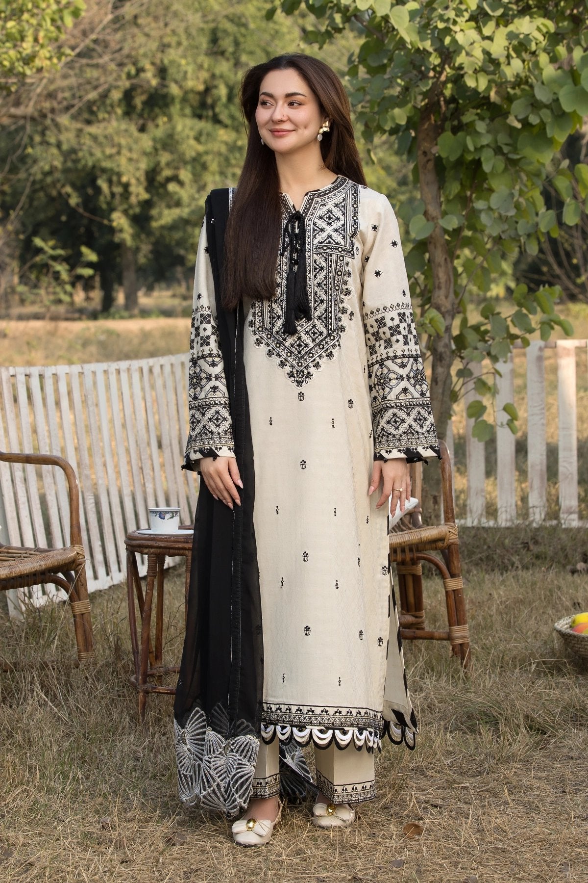 Zara Shah Jahan - 3PC Unstitched Dhanak Embroidered Shirt with Embroidered Dhanak Shawl and Plain Trouser