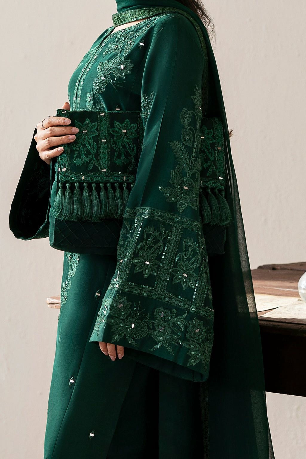 VANYA UNSTITCHED DHANAK EMBROIDERED 3PC WITH SHEESHA WORK EMBROIDERED SHAWL