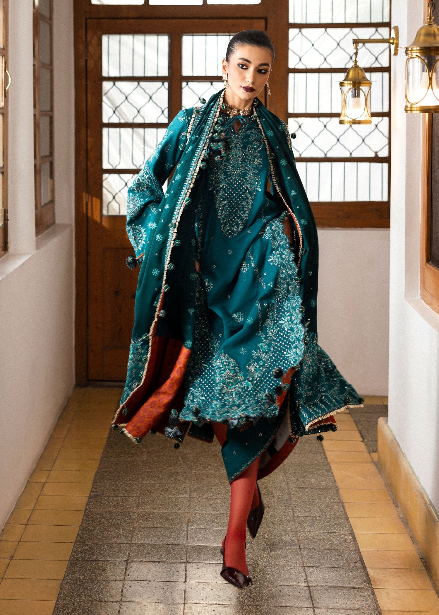 HUSSAIN REHAR LUXURY UNSTITCHED DHANAK EMBROIDERED 3PC WITH DHANAK EMBROIDERED SHAWL