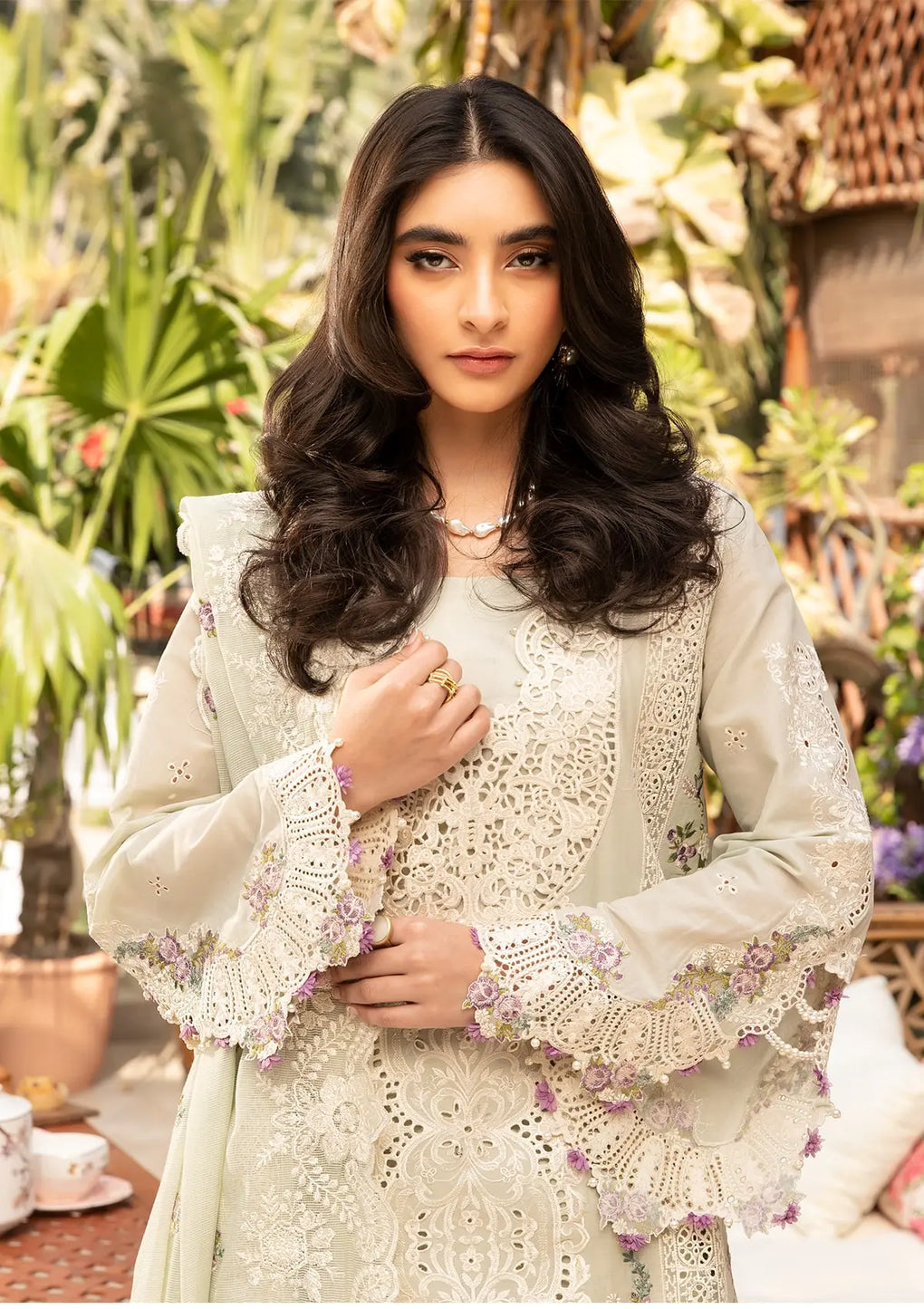 ELAF UNSTITCHED DHANAK EMBROIDERED 3PC WITH DHANAK EMBROIDERED SHAWL