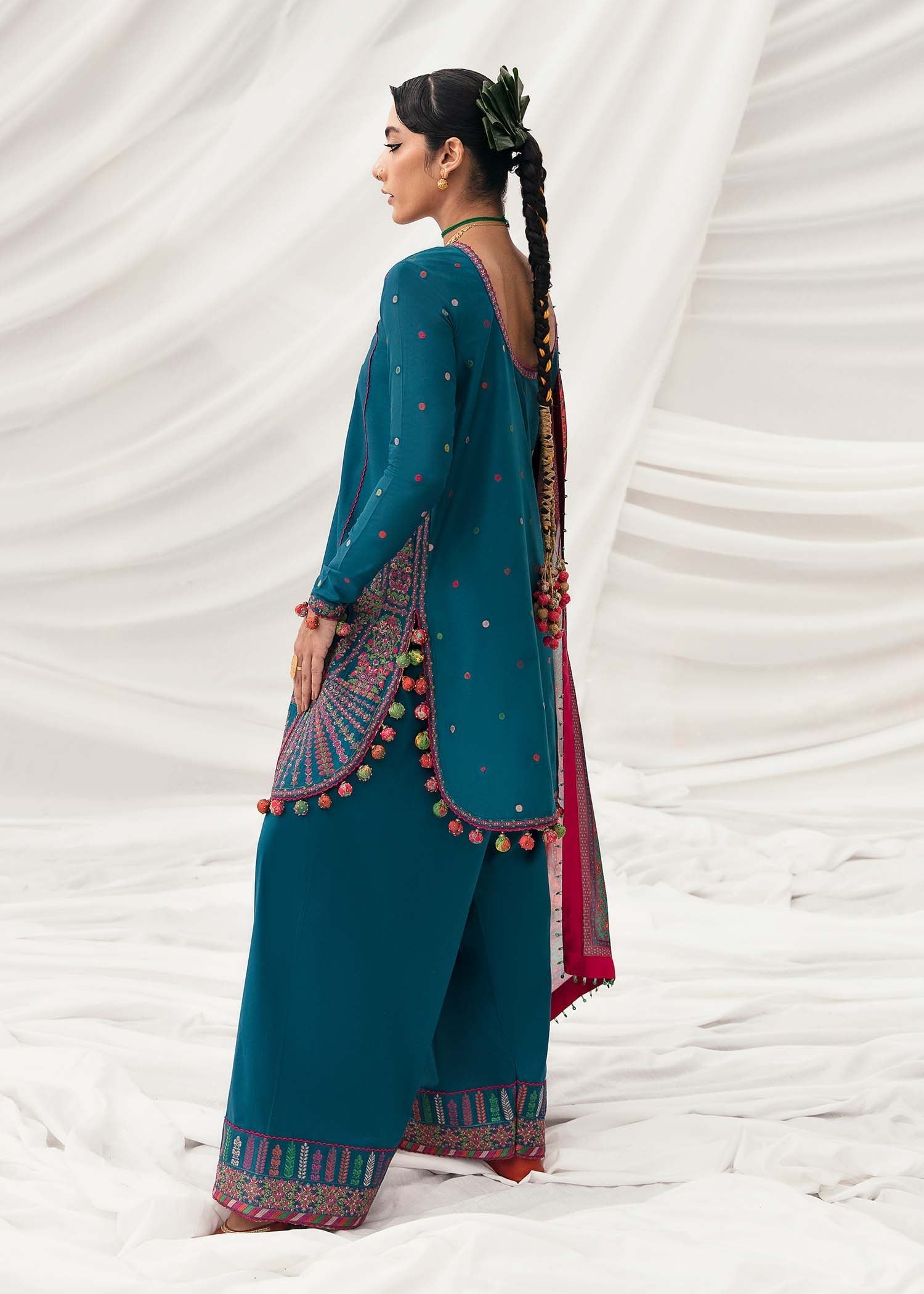 HUSSAIN REHAR LUXURY UNSTITCHED DHANAK EMBROIDERED 3PC WITH PRINTED SHAWL