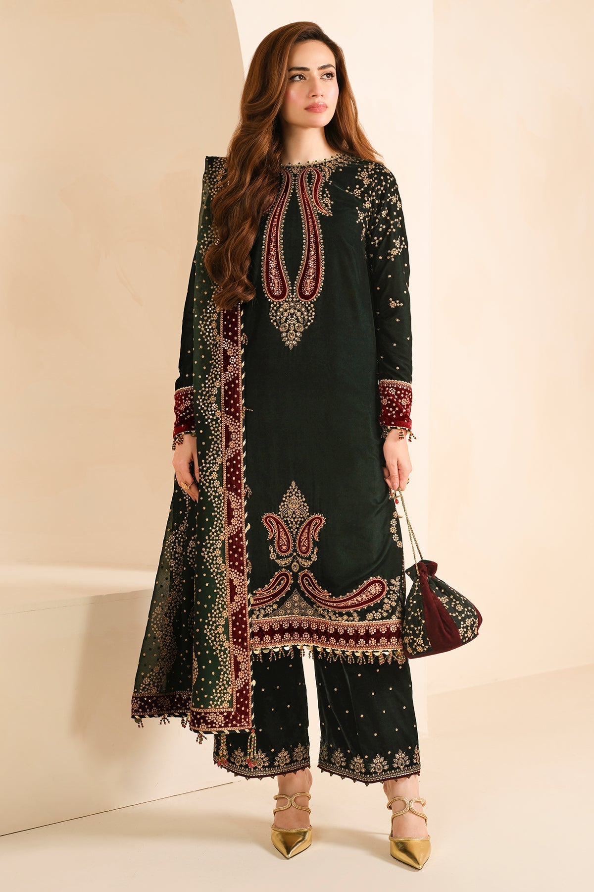 Jazmin 3PC Embroidered Velvet Suit with Embroidered Organza Dupatta (WM-198)