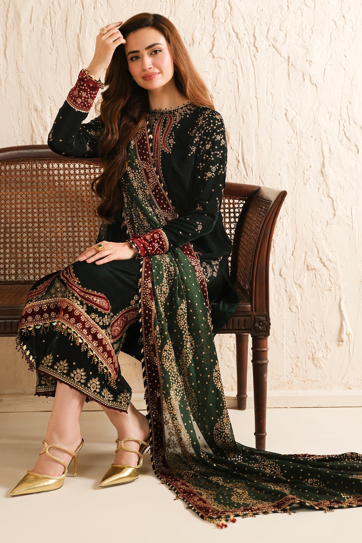 Jazmin 3PC Embroidered Velvet Suit with Embroidered Organza Dupatta (WM-198)