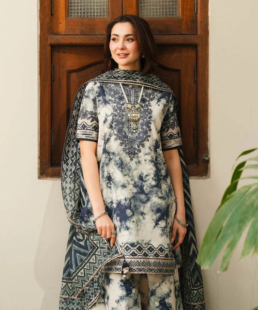 SAPPHIRE PRINTED LAWN 3PC WITH SOFT CHIFFON DUPATTA